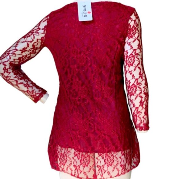 NWT Women's Red Floral Rose Lace Long Sleeve Tunic Top L - Fit More Like S/M 77D - Picture 4 of 6